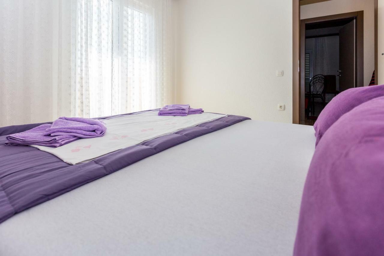 Apartments Iva Brstilo أوميس المظهر الخارجي الصورة