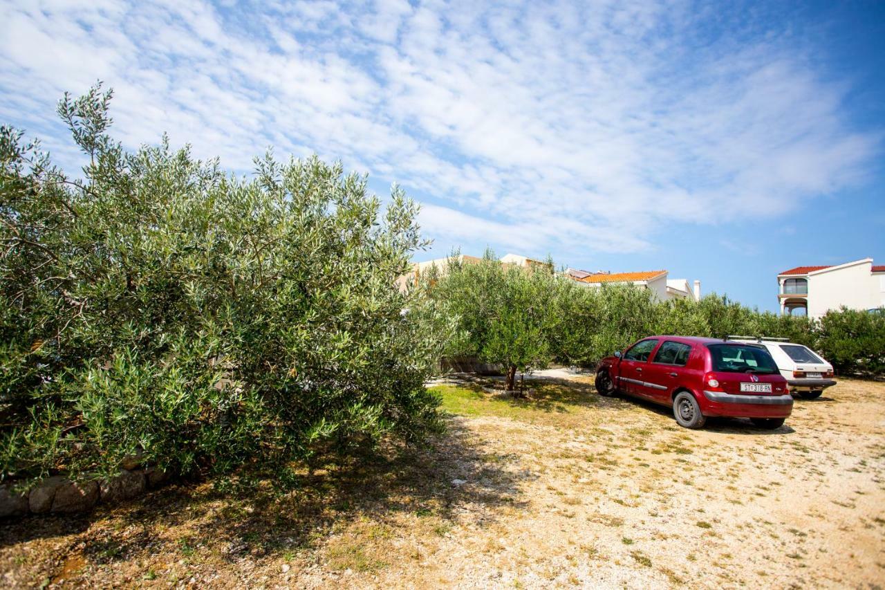 Apartments Iva Brstilo أوميس المظهر الخارجي الصورة