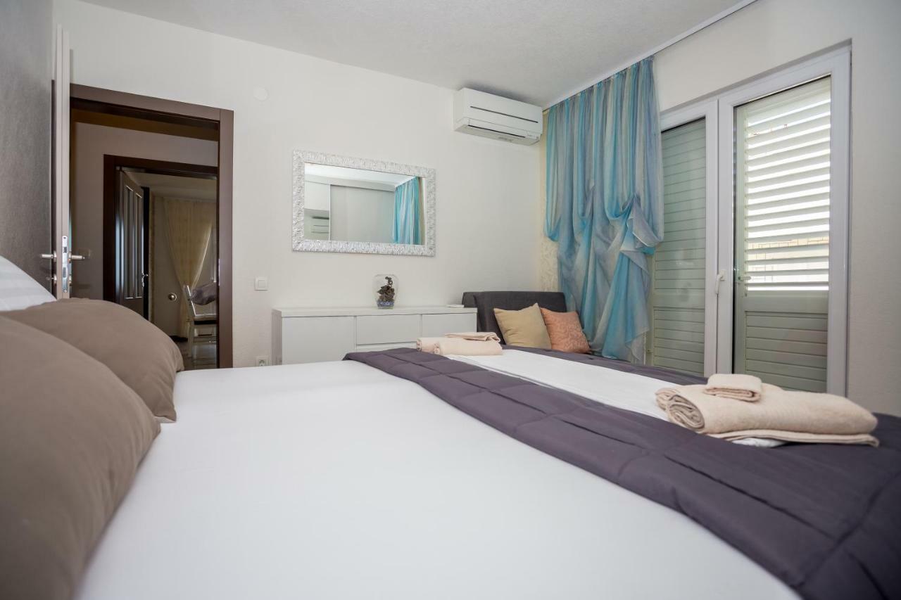 Apartments Iva Brstilo أوميس المظهر الخارجي الصورة